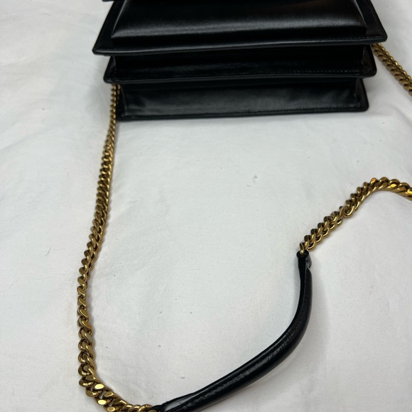 Saint Laurent Shoulder Bag From the 2021 Collection by Anthony Vaccarello - Picture 10 of 13